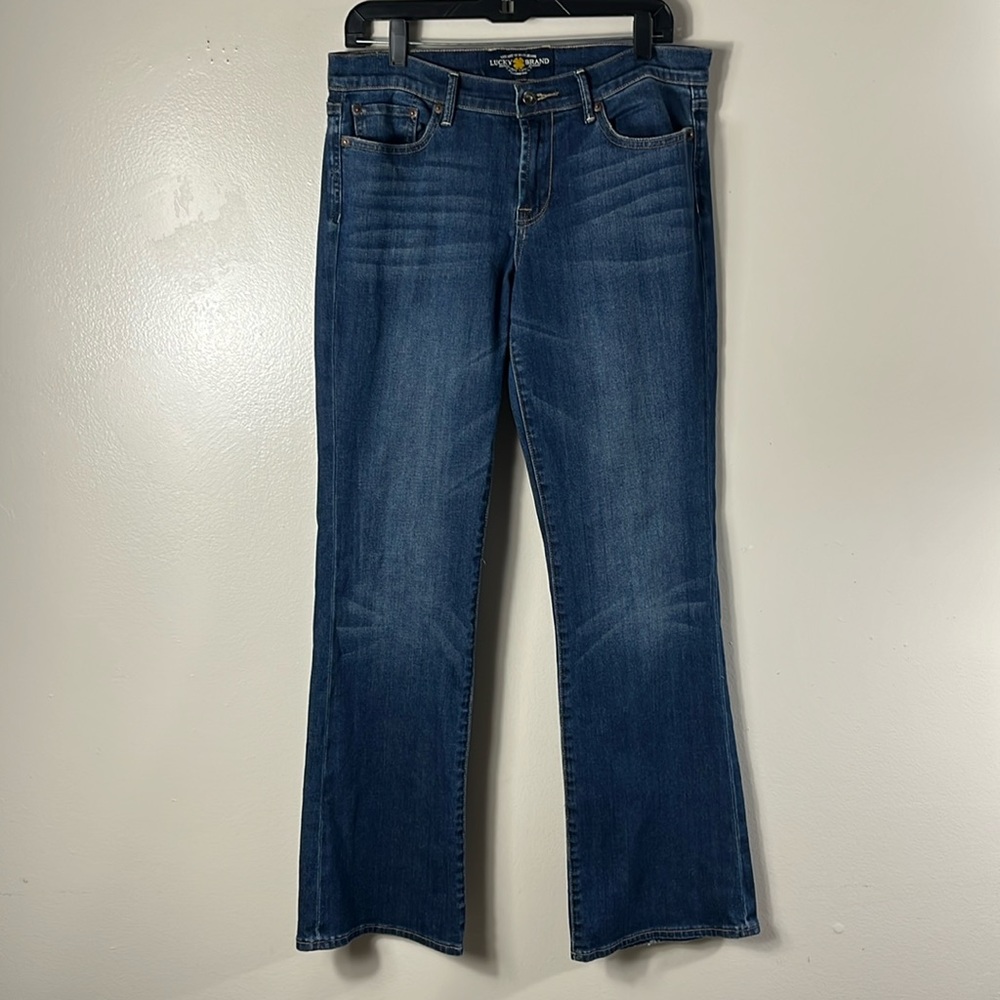 Lucky brand, Jean long pant blue sweet’n low boot cut women’s size 10
